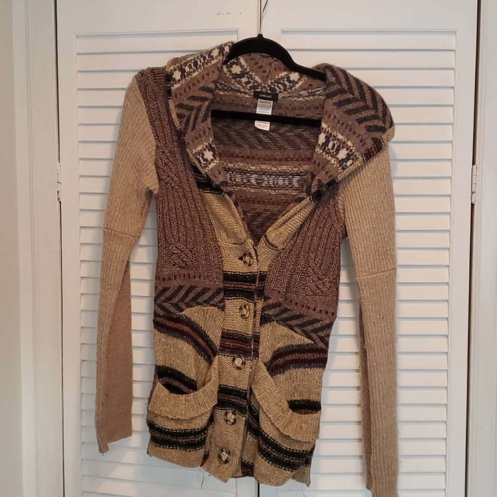 Preloved mix wool patched sweater/cardigan